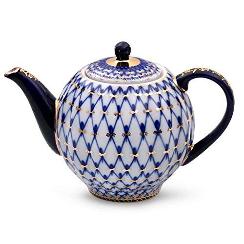 Imperial / Lomonosov Porcelain Teapot 'Tulip Cobalt Net'
